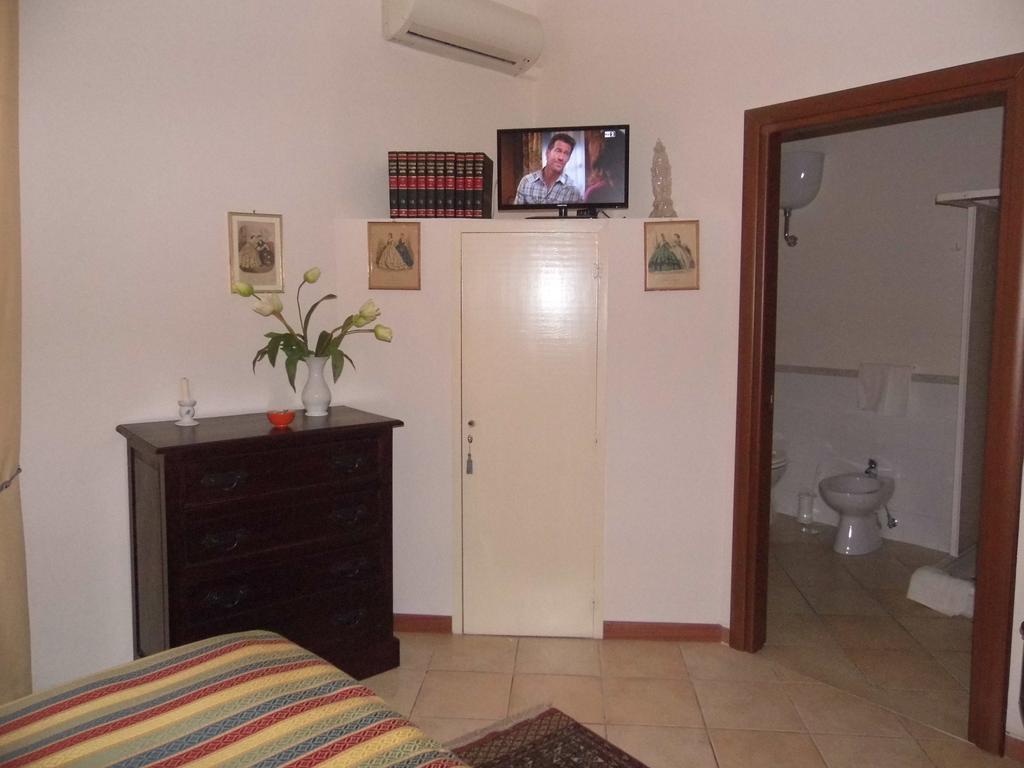 La Residenza Dei Nobili Bed & Breakfast Catanzaro Cameră foto